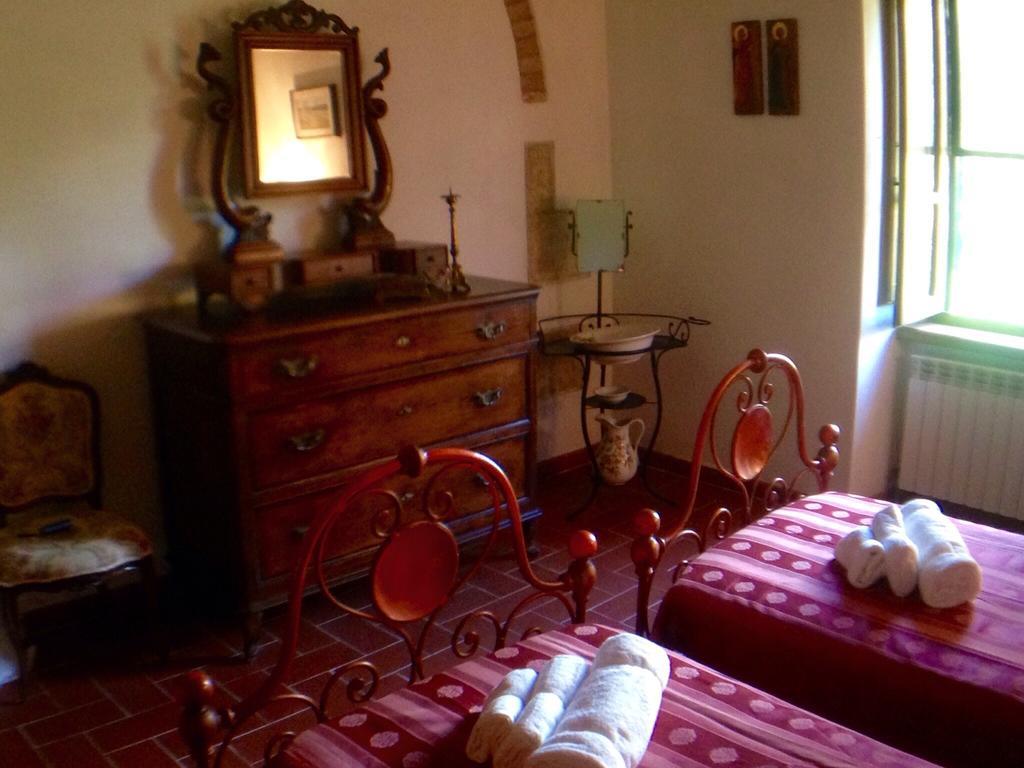 Residenza Santa Maria In Borraccia Bed and Breakfast Magliano in Toscana Rum bild